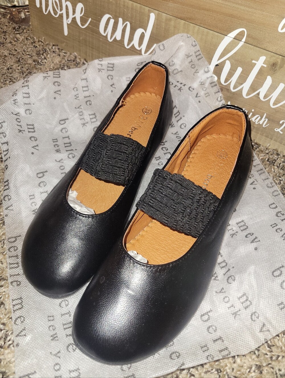 Bernie Mev. Mary Jane Flats